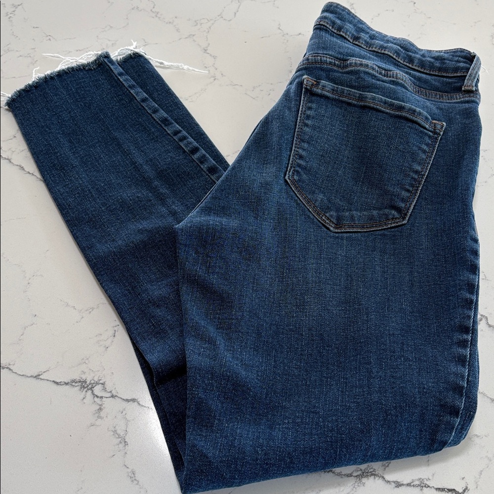 Old Navy Denim Ankle Crop Jeans in Blue